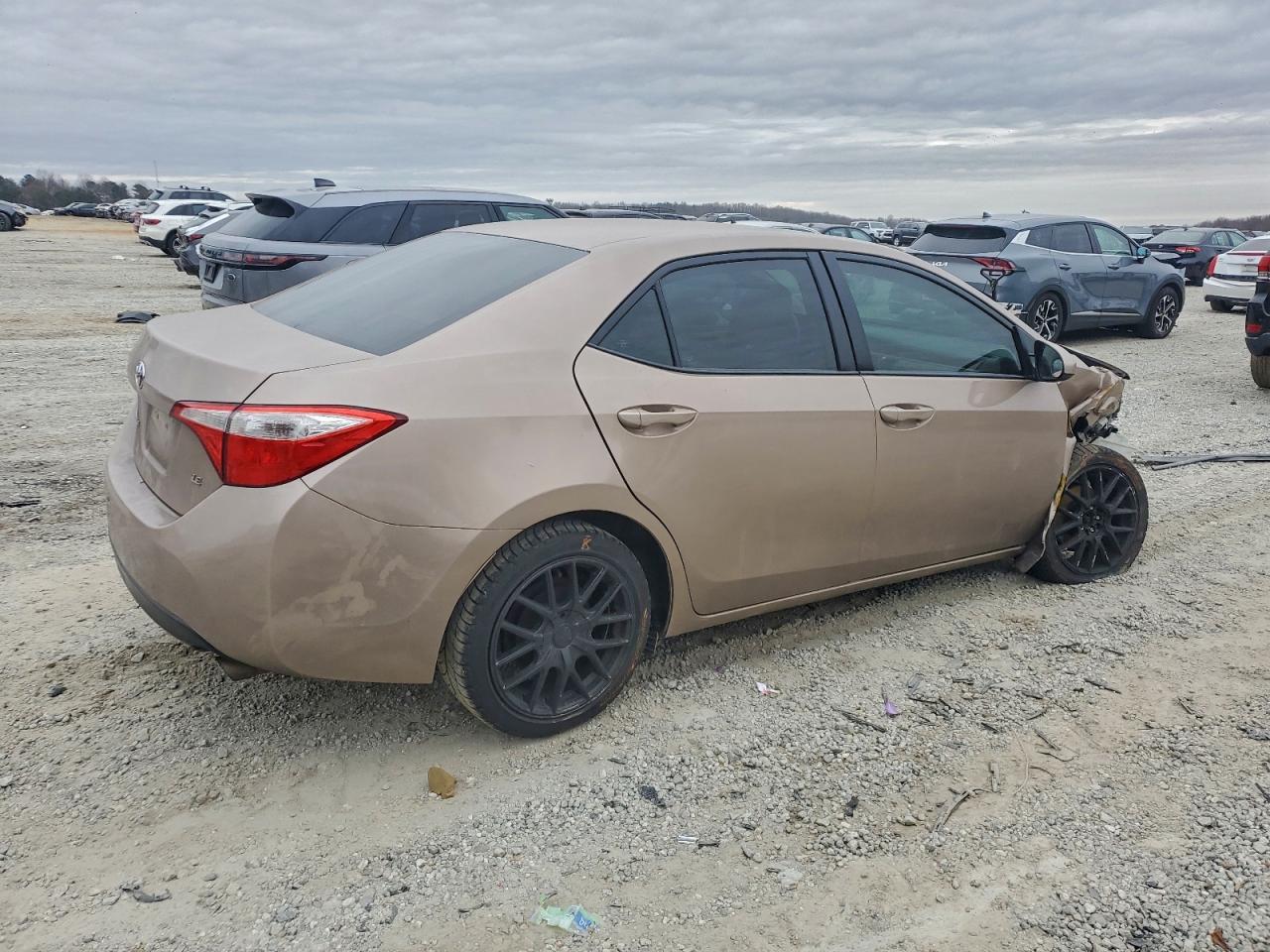 2014 TOYOTA COROLLA L photo 5