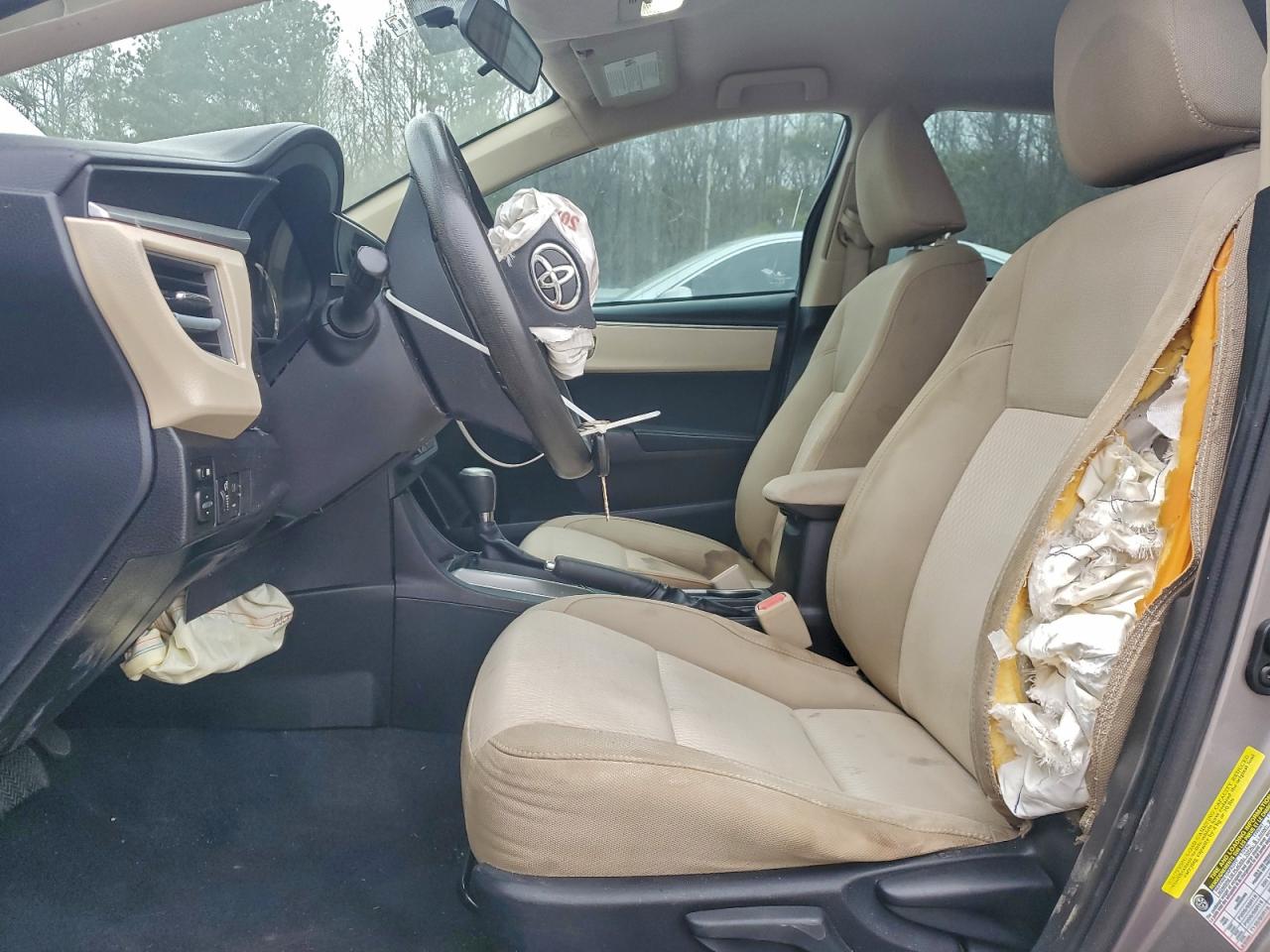 2014 TOYOTA COROLLA L photo 13