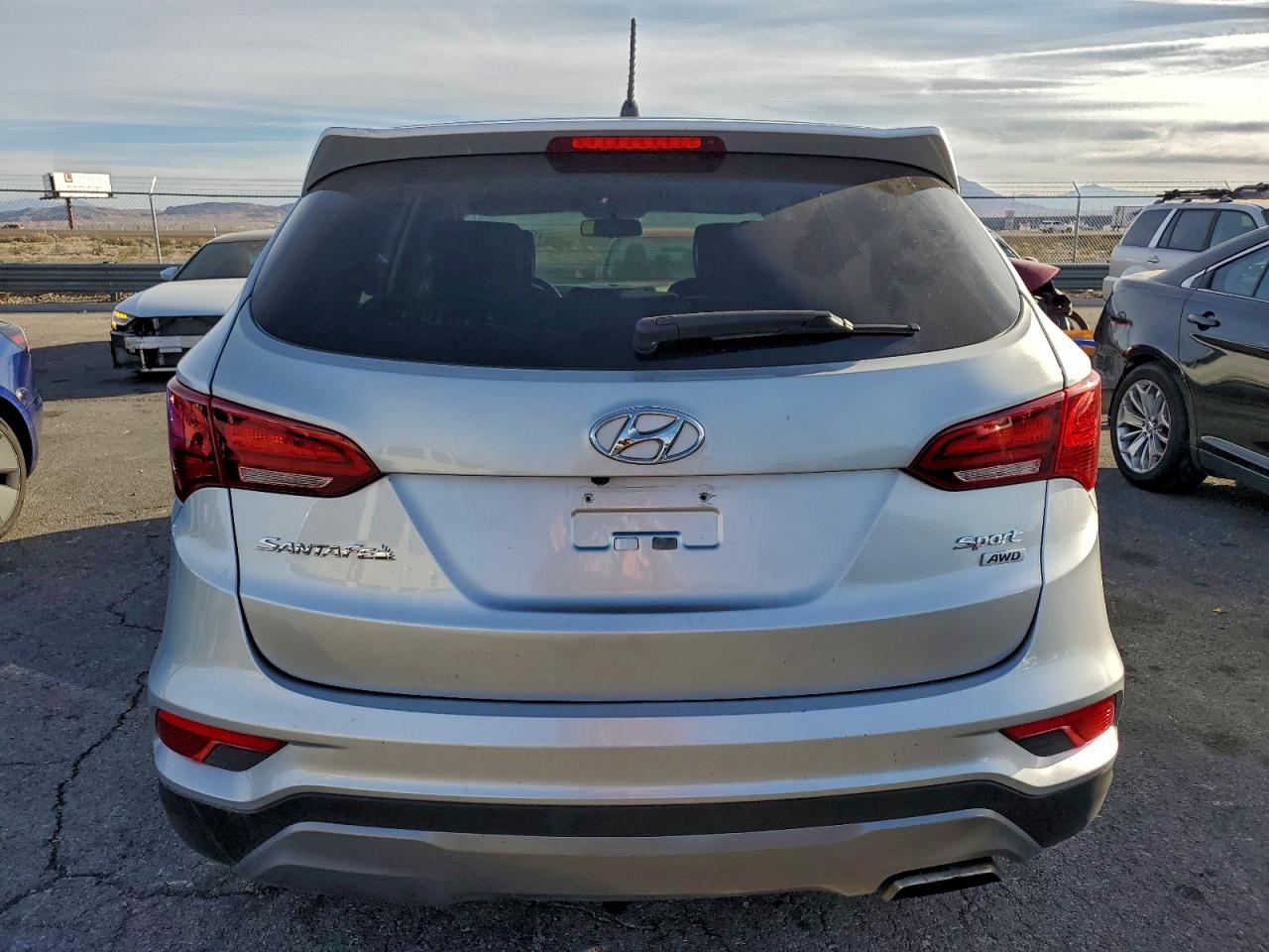 2018 HYUNDAI SANTA FE SPORT photo 6