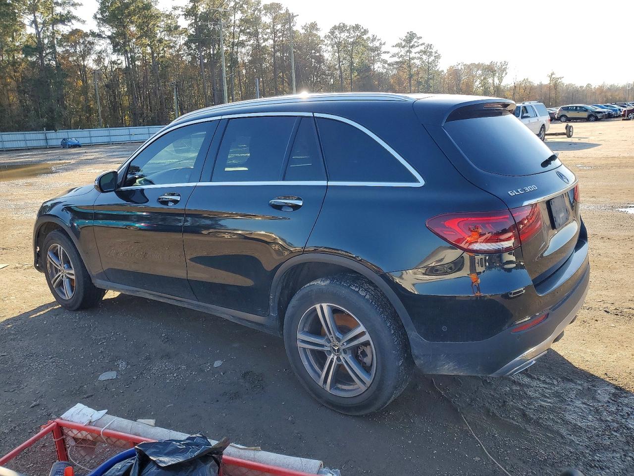 2021 MERCEDES-BENZ GLC 300 photo 2