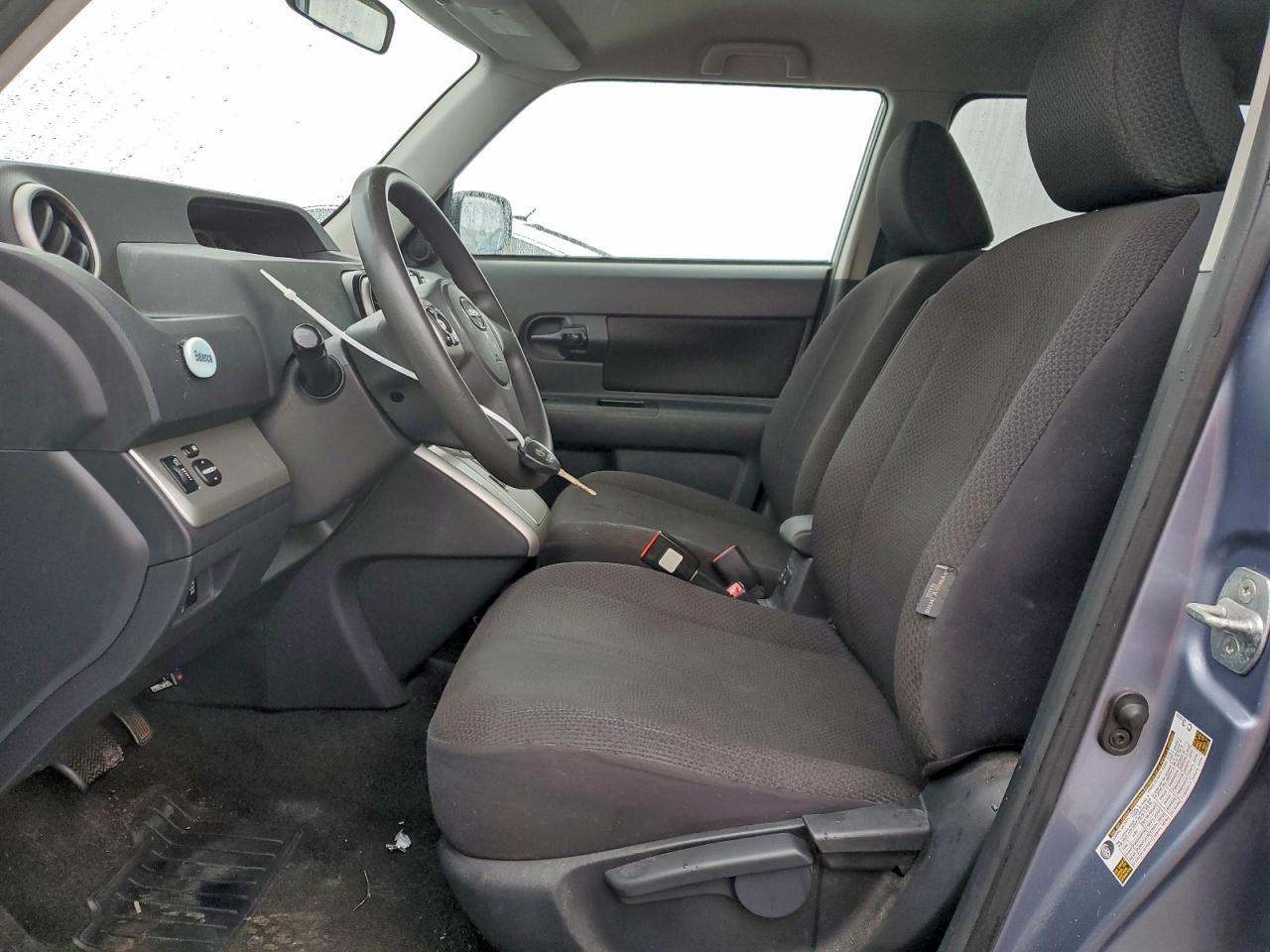 2009 TOYOTA SCION XB photo 7