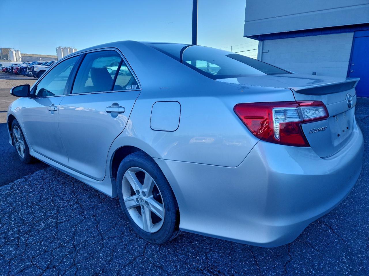 2014 TOYOTA CAMRY L photo 2