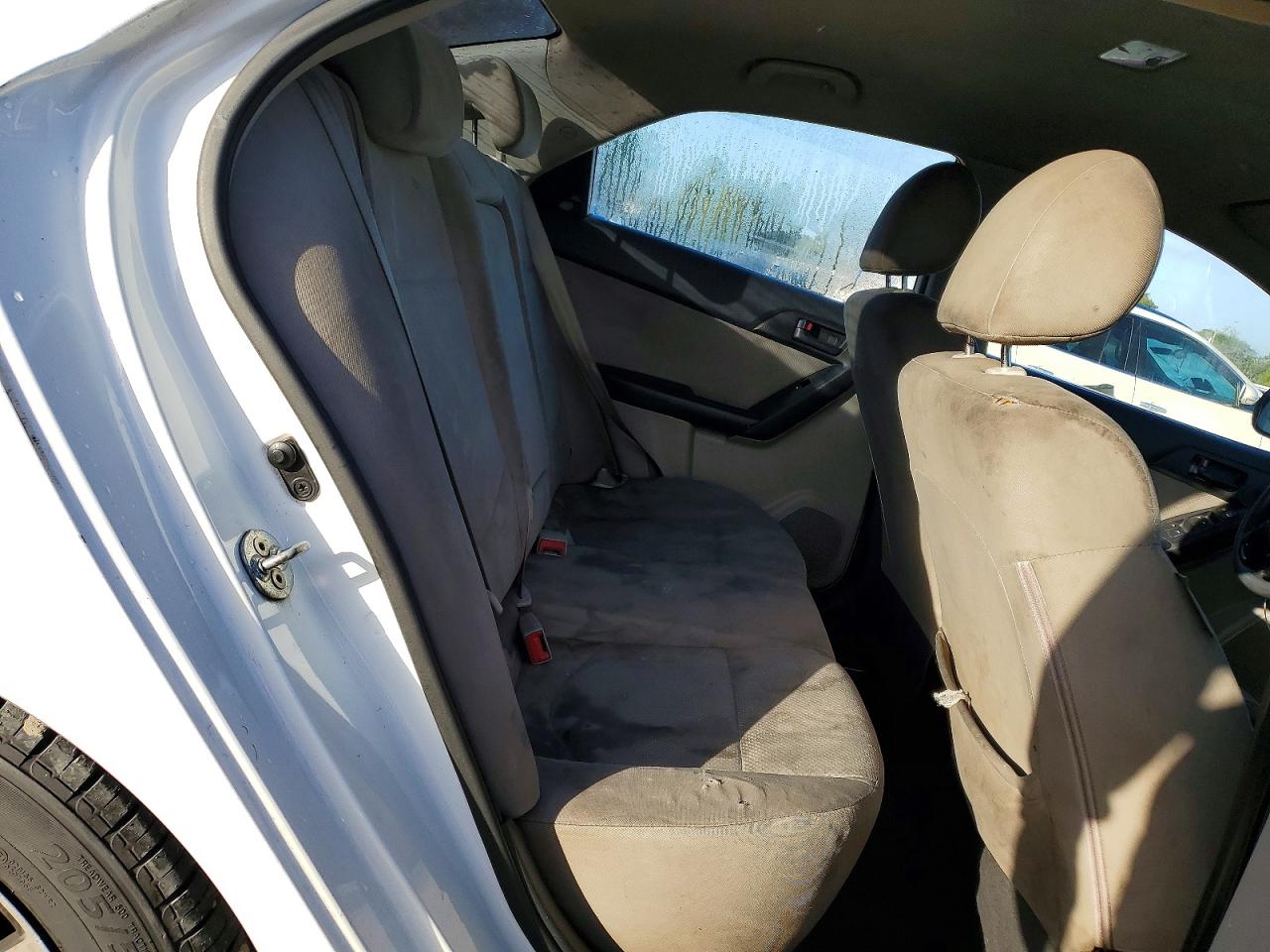 2010 KIA FORTE EX photo 10