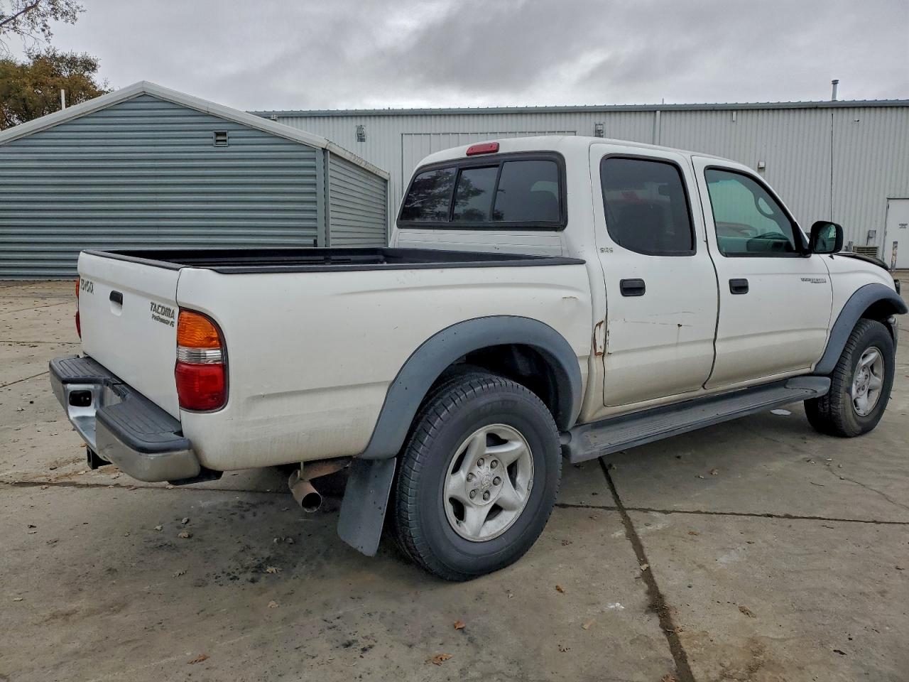 2004 TOYOTA TACOMA DOUBLE CAB PRERUNNER photo 3