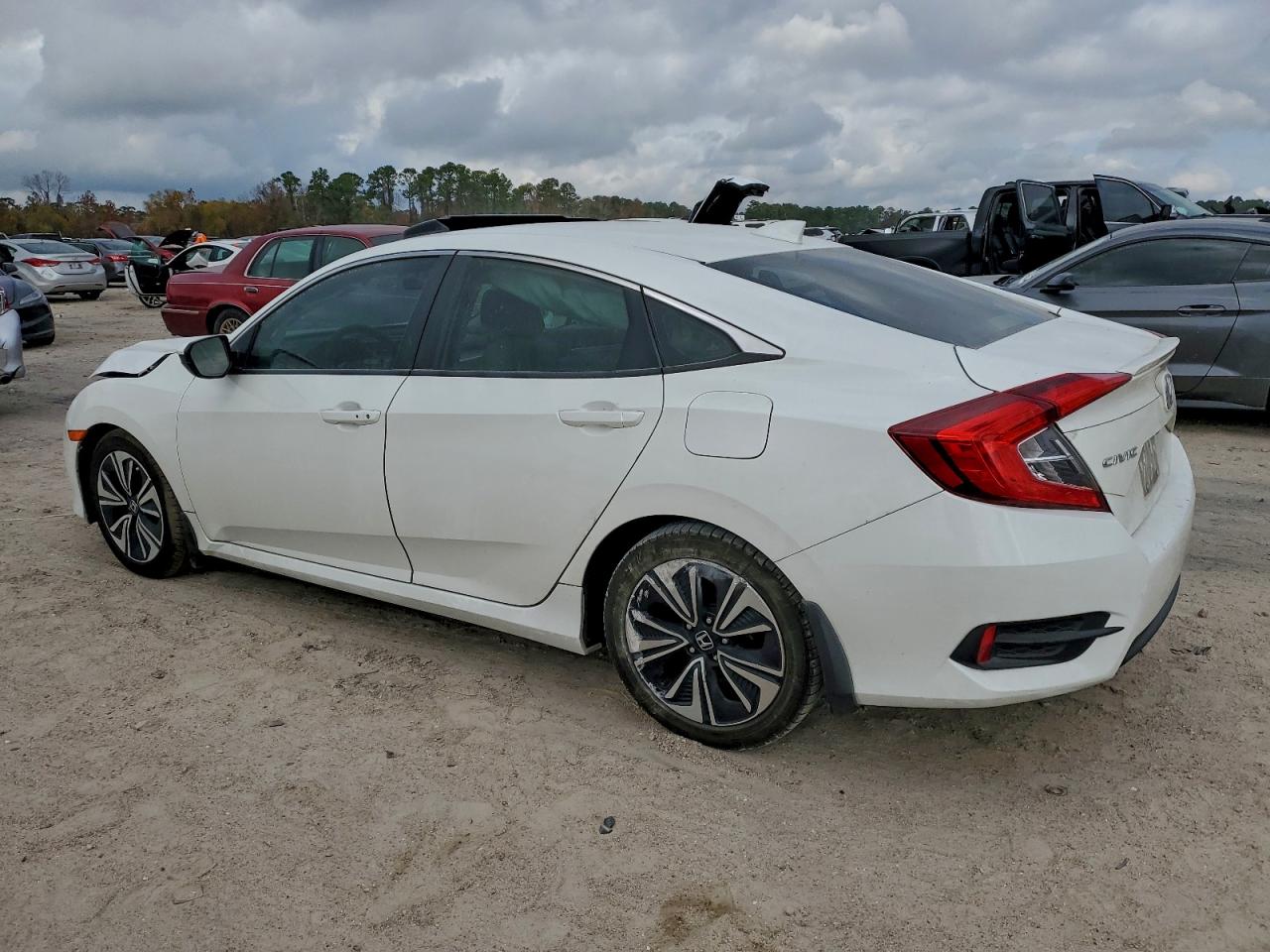 2017 HONDA CIVIC EX photo 5