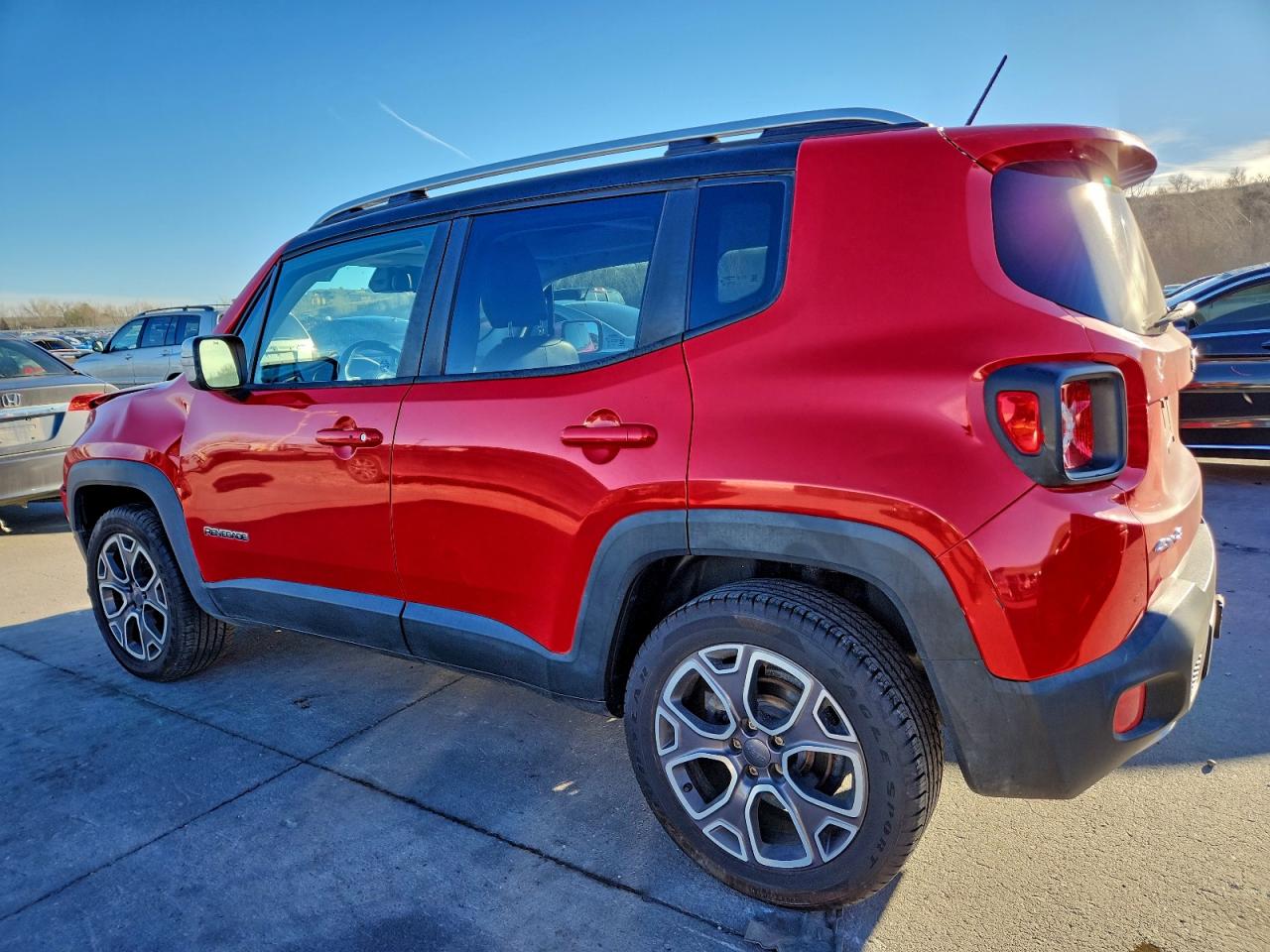 2015 JEEP RENEGADE LIMITED photo 2