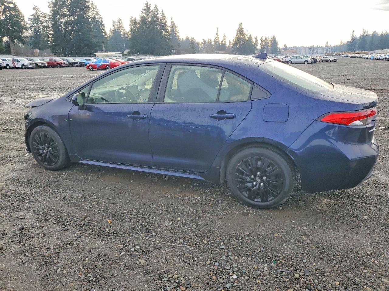 2020 TOYOTA COROLLA LE photo 2
