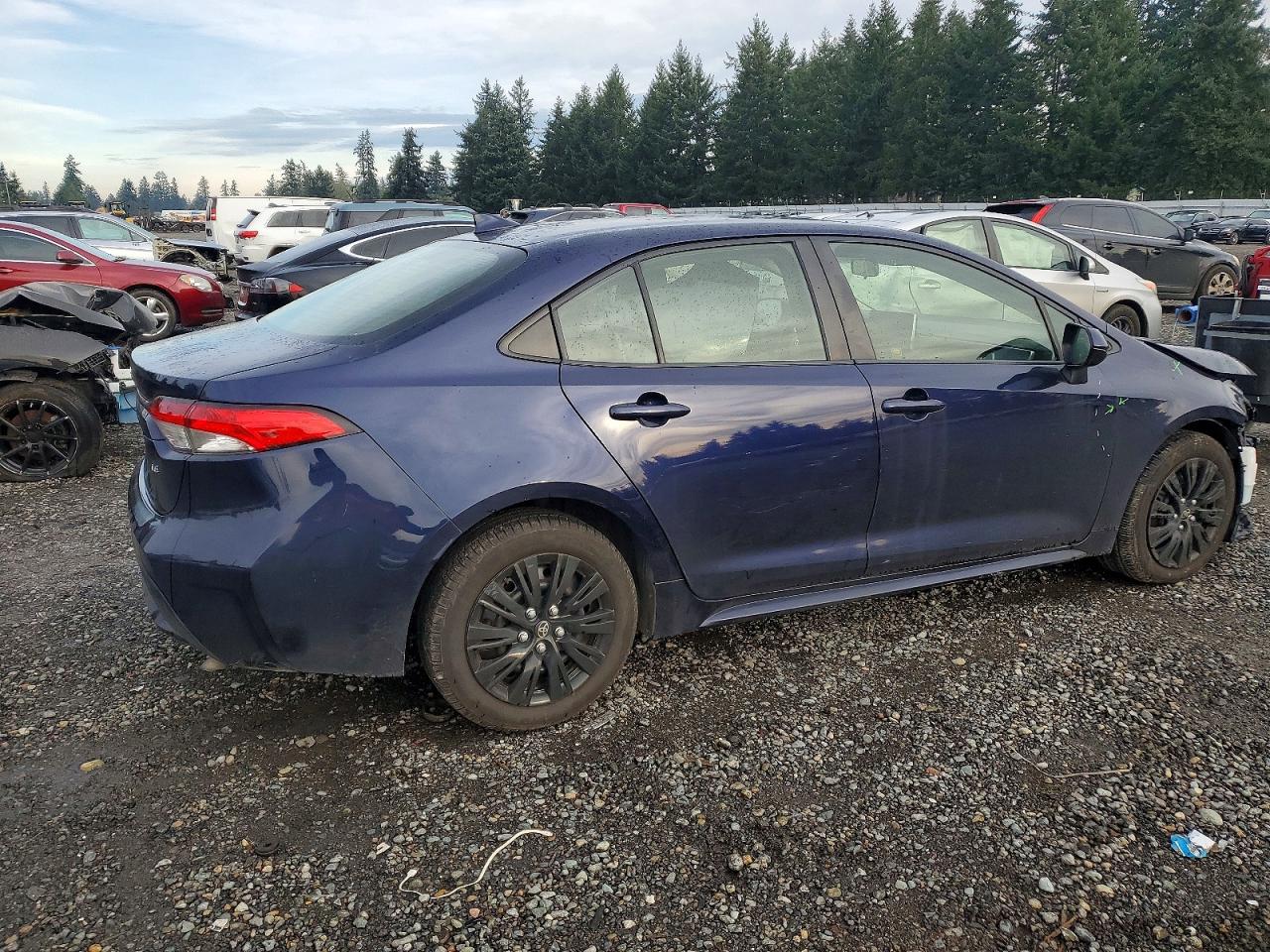 2020 TOYOTA COROLLA LE photo 3