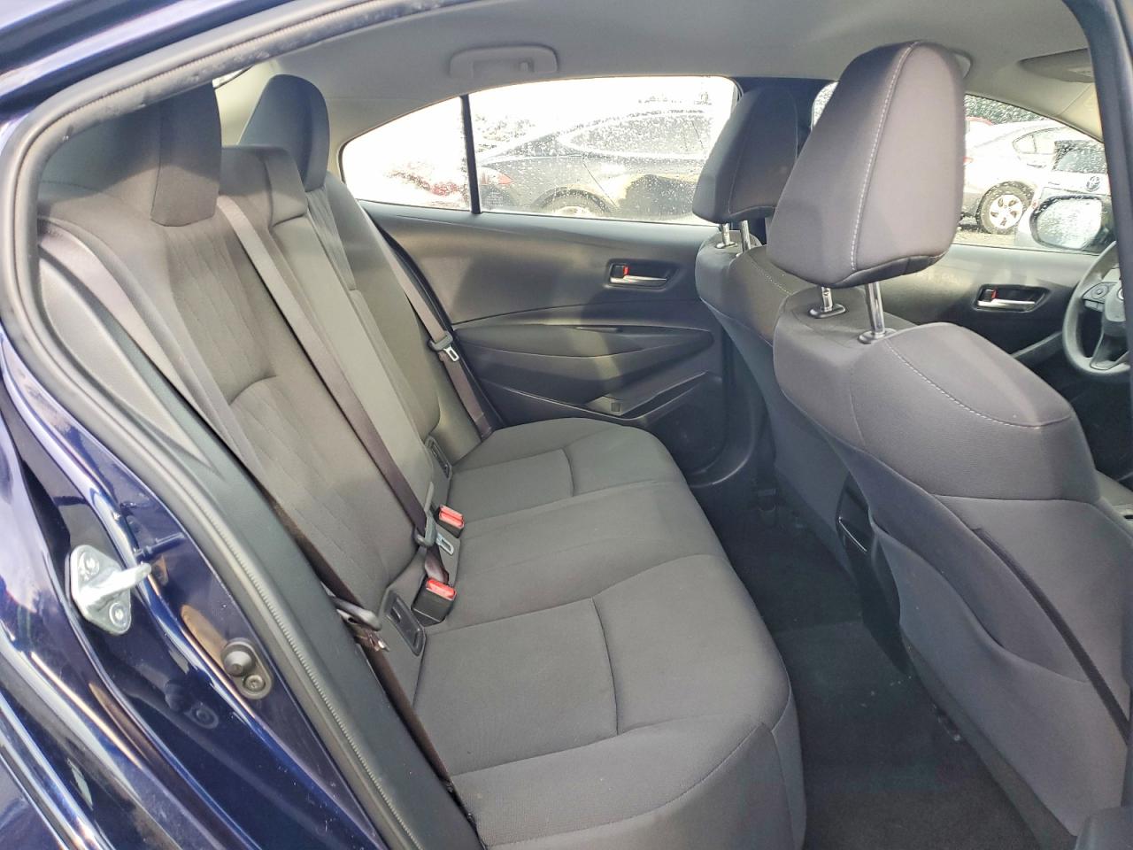 2020 TOYOTA COROLLA LE photo 10