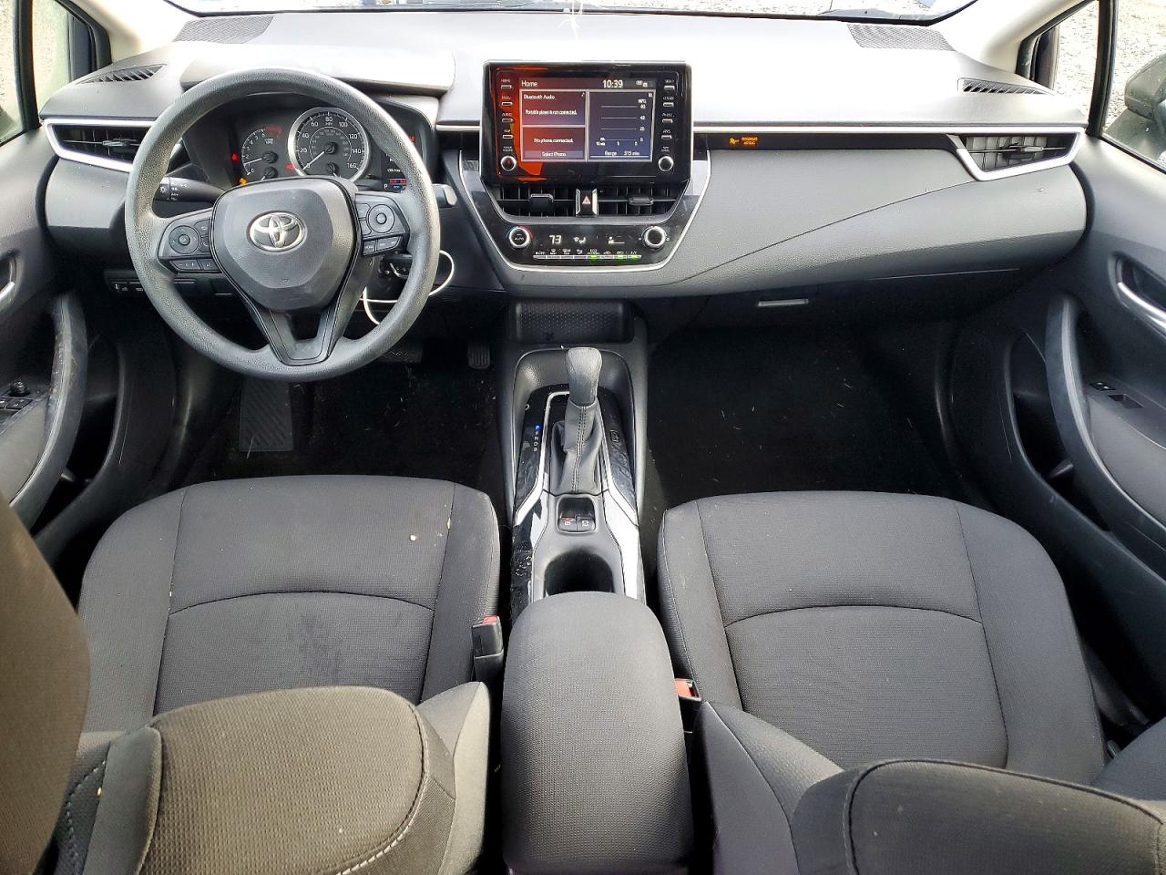 2020 TOYOTA COROLLA LE photo 8