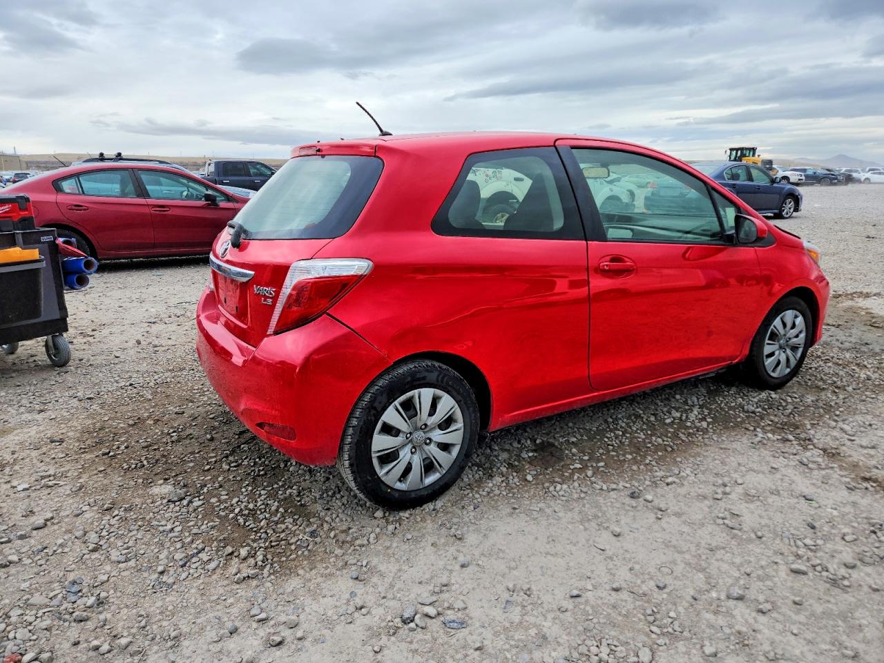 2014 TOYOTA YARIS 3-DOOR LE photo 3