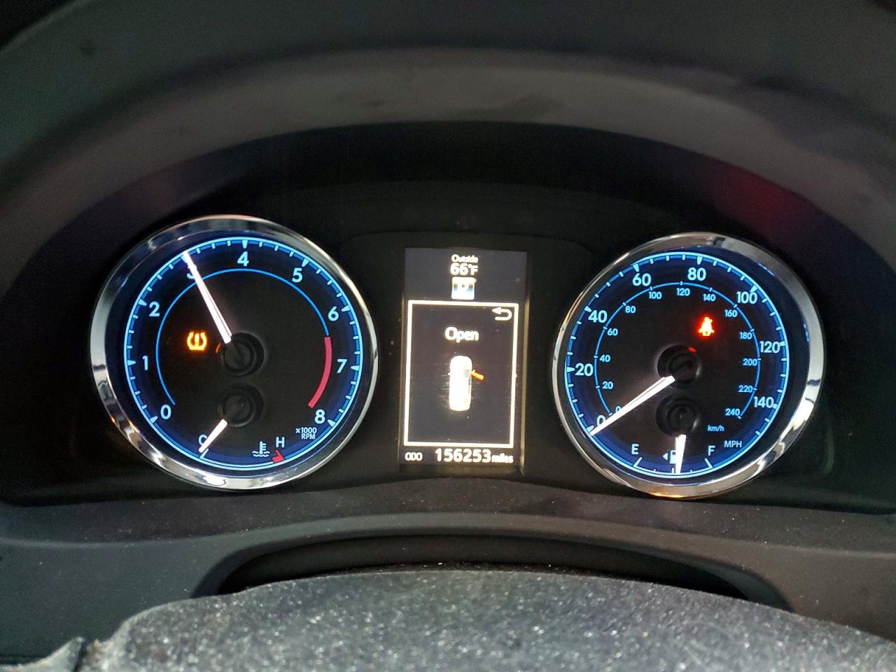 2017 TOYOTA COROLLA L photo 9