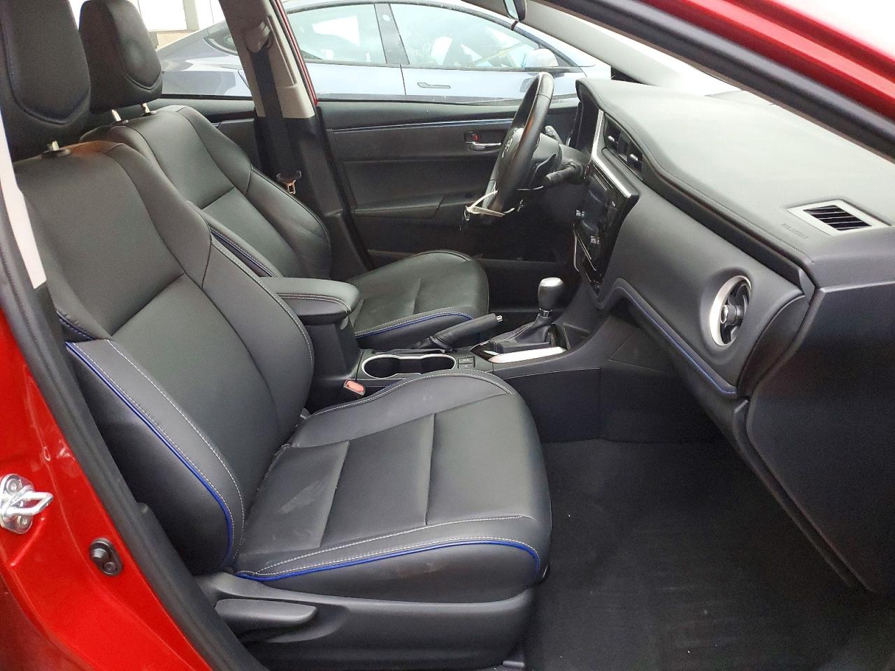 2017 TOYOTA COROLLA L photo 7