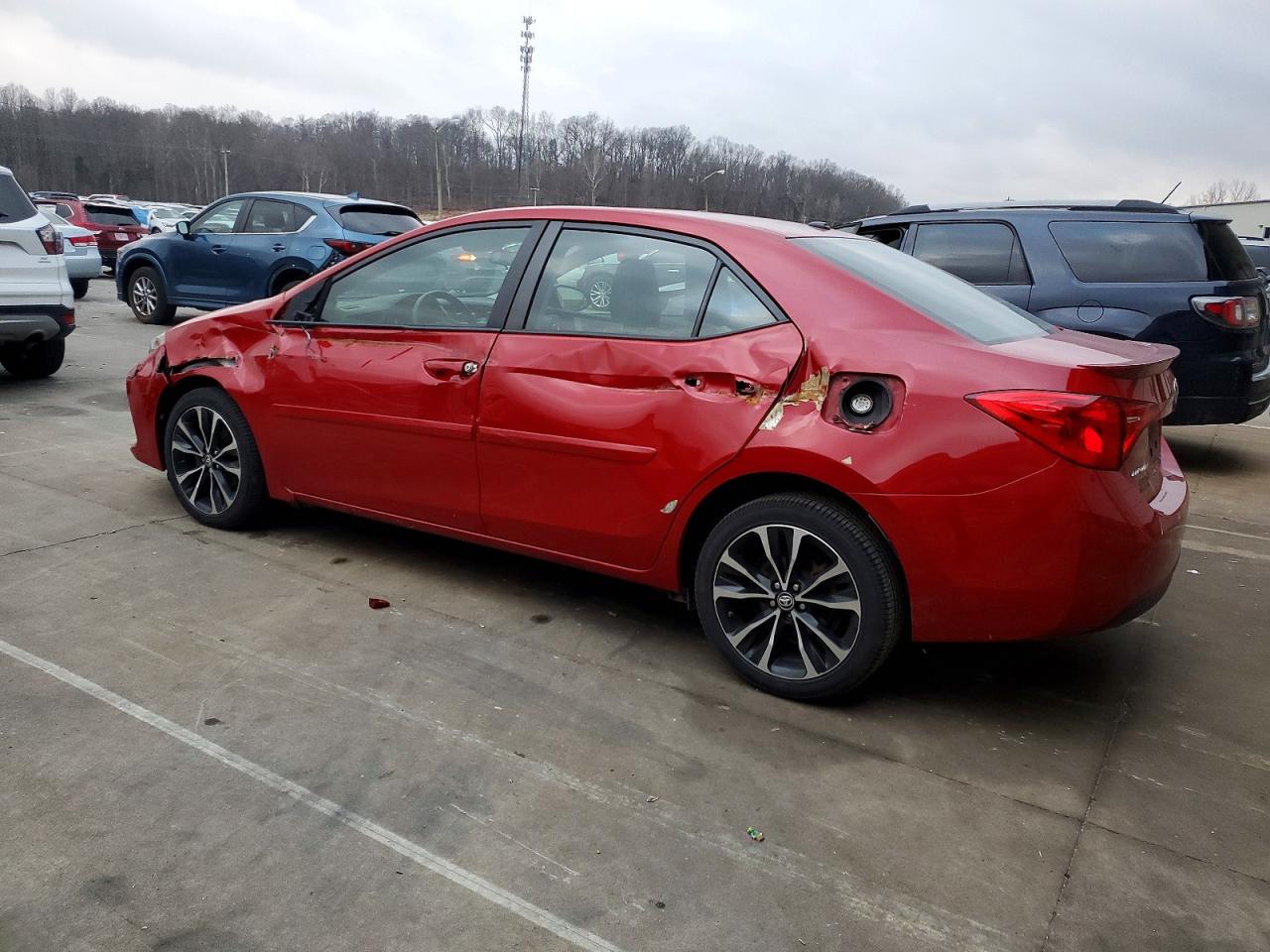 2017 TOYOTA COROLLA L photo 2