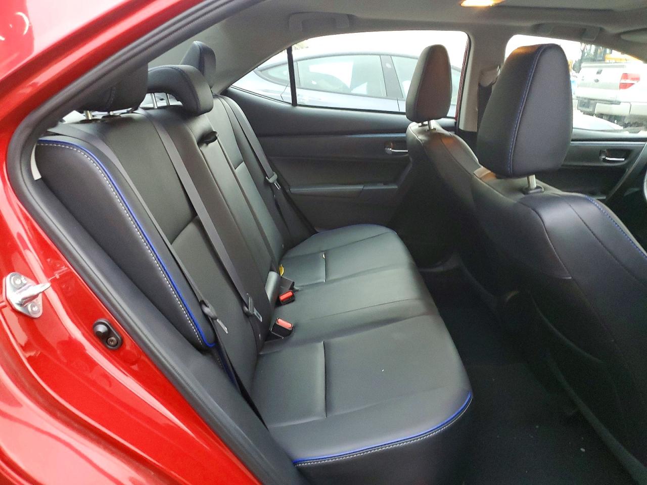 2017 TOYOTA COROLLA L photo 10