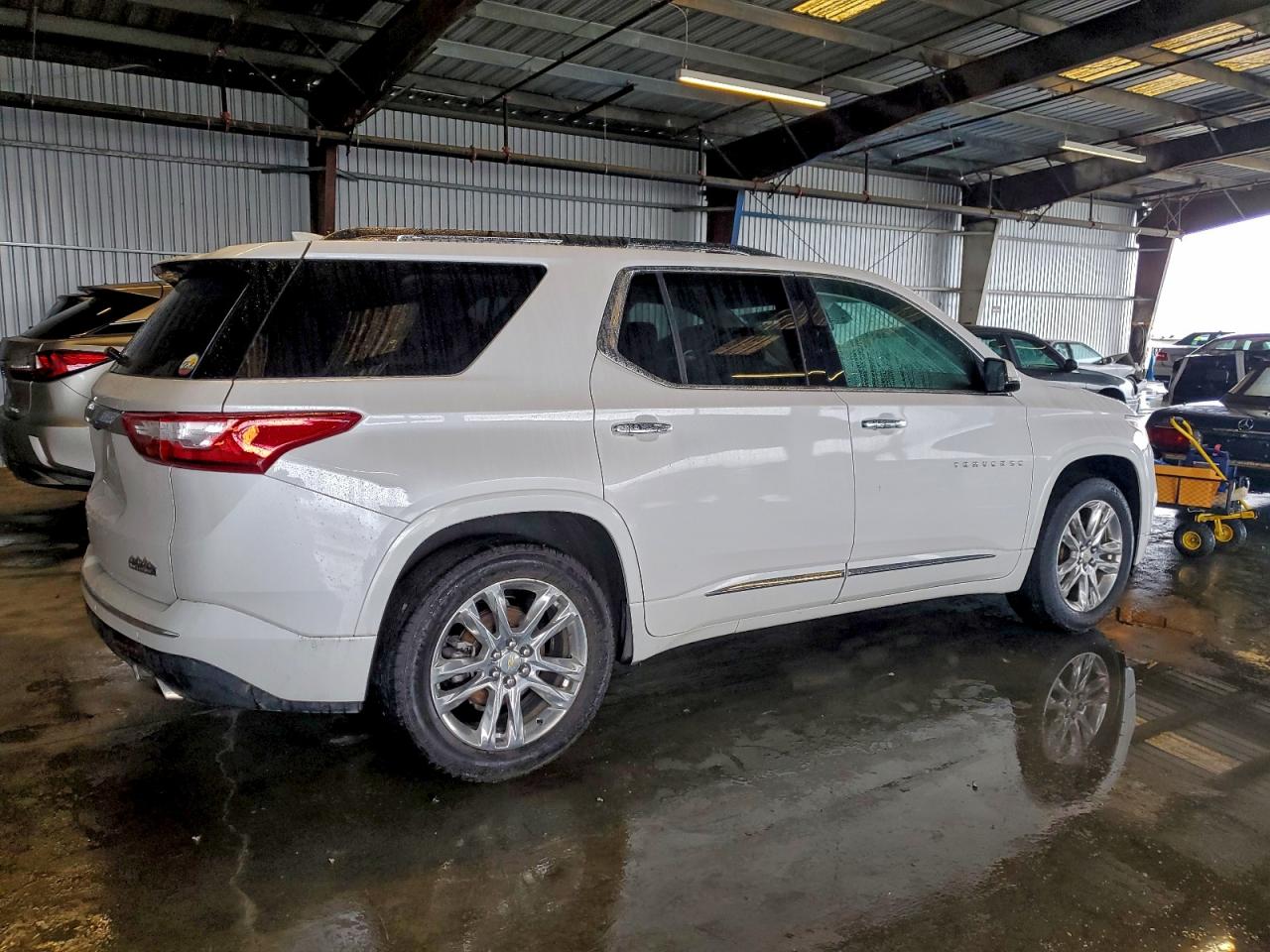 2019 CHEVROLET TRAVERSE HIGH COUNTRY photo 3