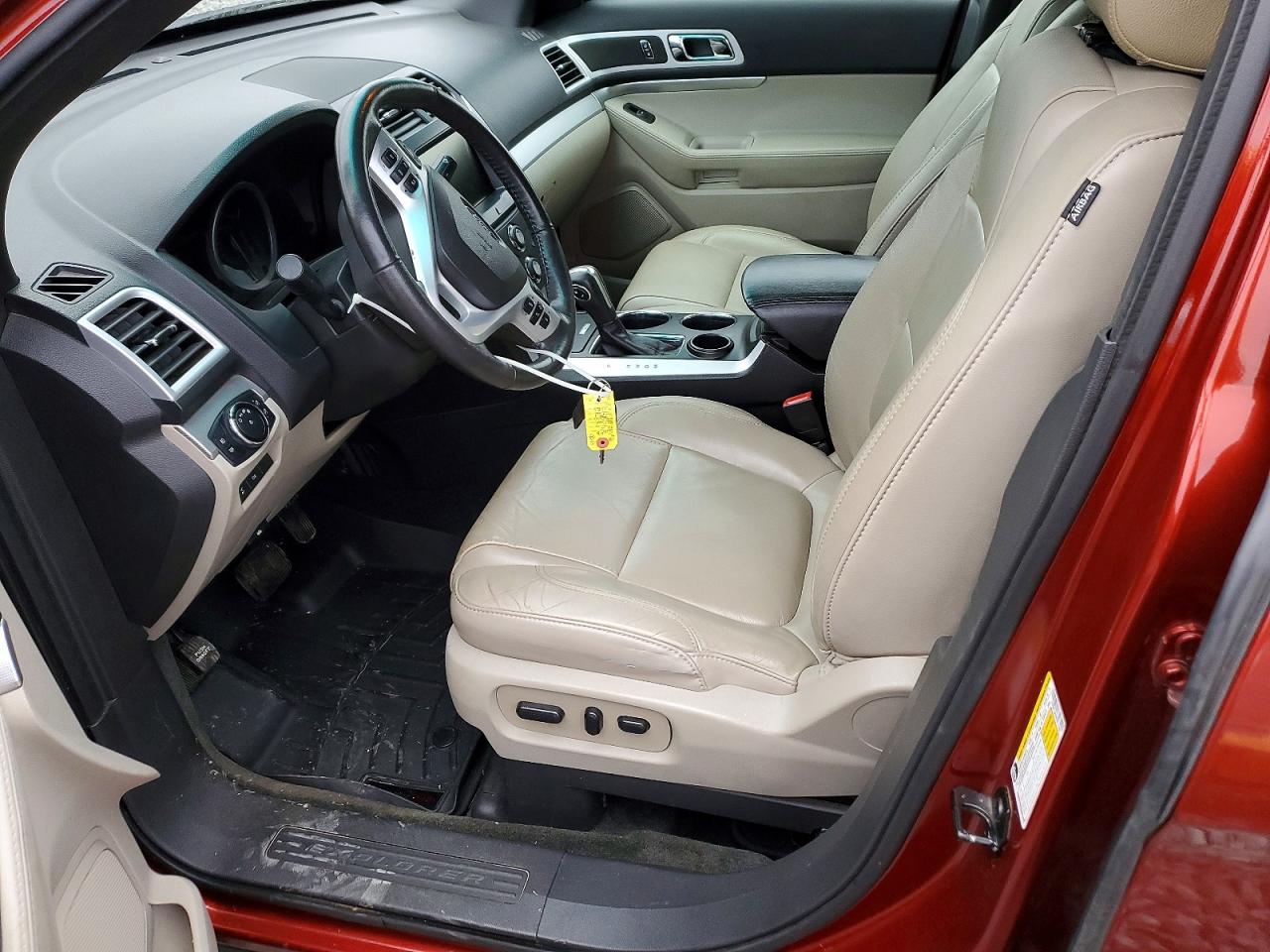 2014 FORD EXPLORER XLT photo 7
