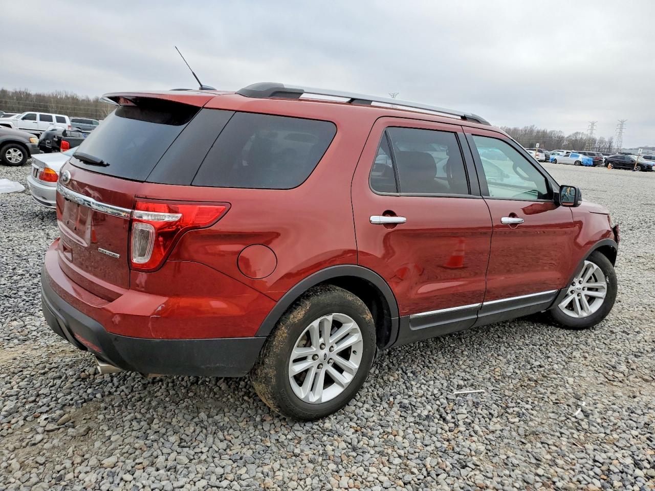 2014 FORD EXPLORER XLT photo 3