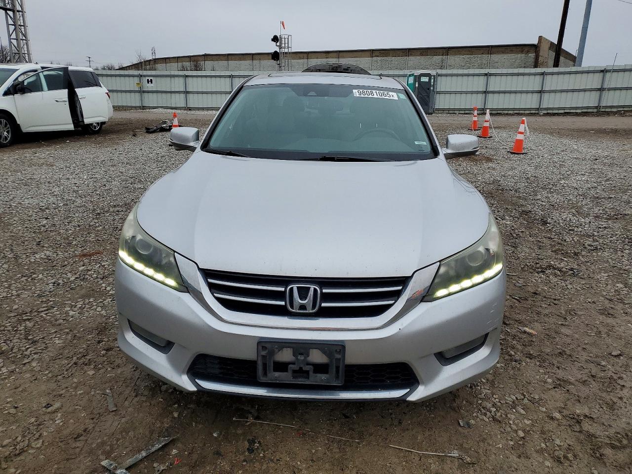 2015 HONDA ACCORD EXL photo 5