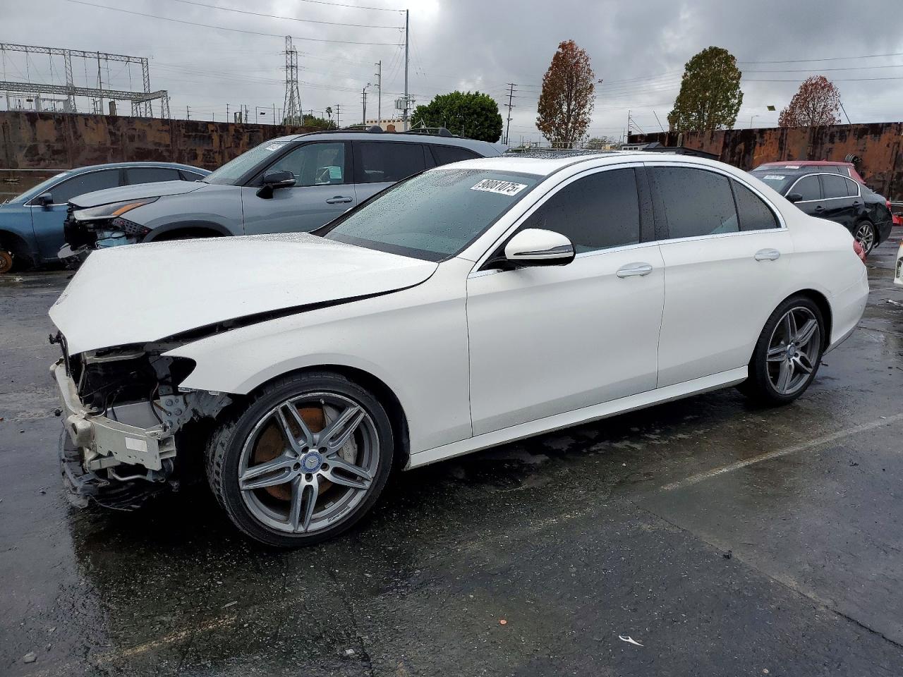 2017 MERCEDES-BENZ E