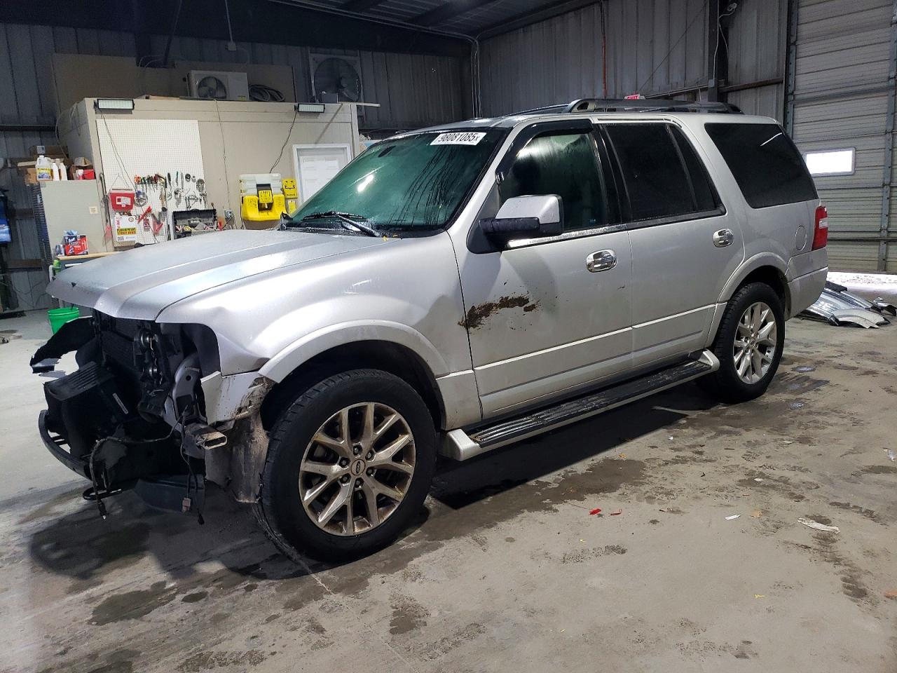 2016 FORD EXPEDITION LIMITED — FRONT END damage — photo 1