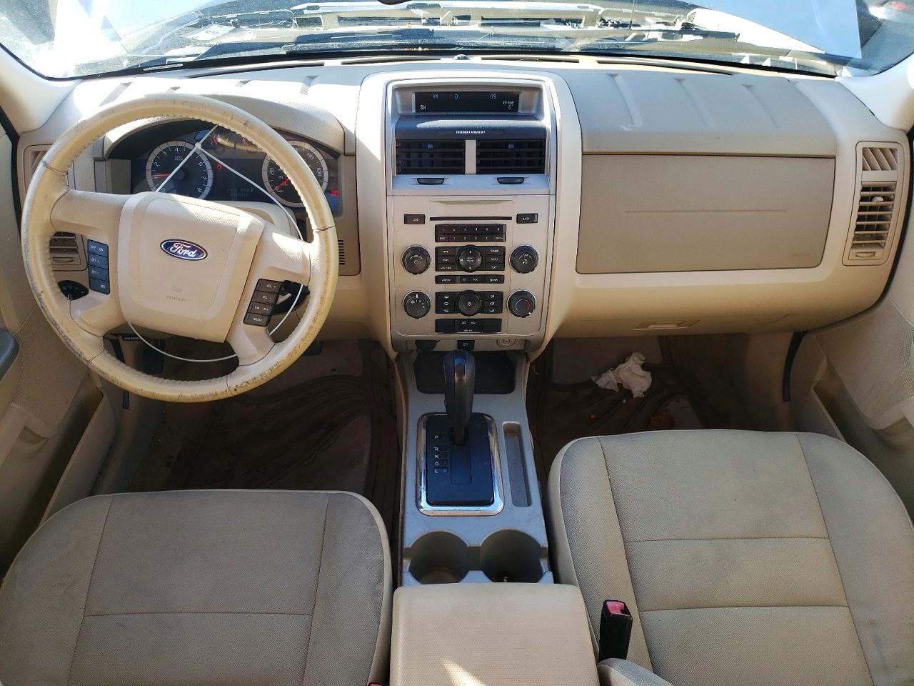 2011 FORD ESCAPE XLT photo 8