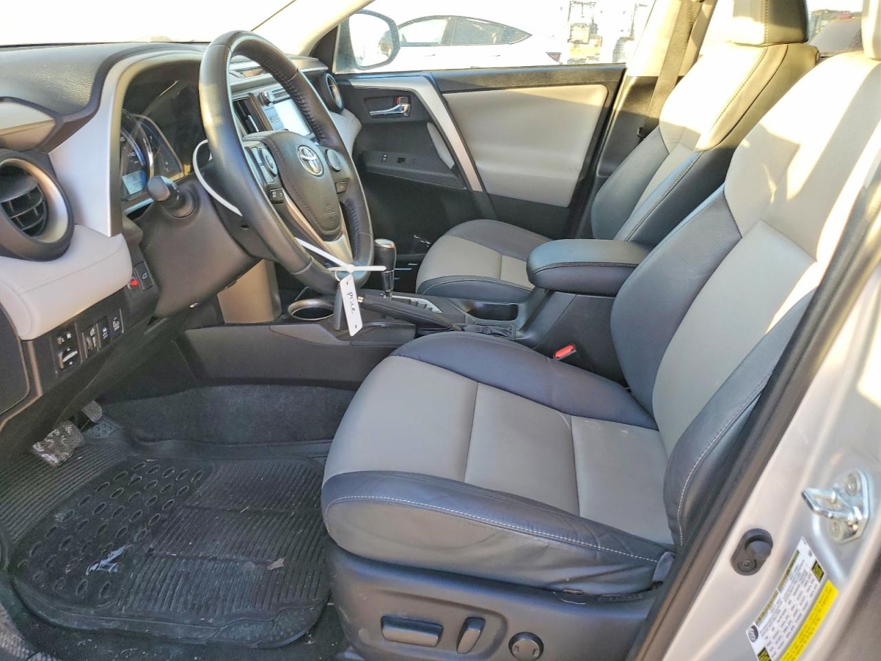 2015 TOYOTA RAV4 LIMITED photo 7