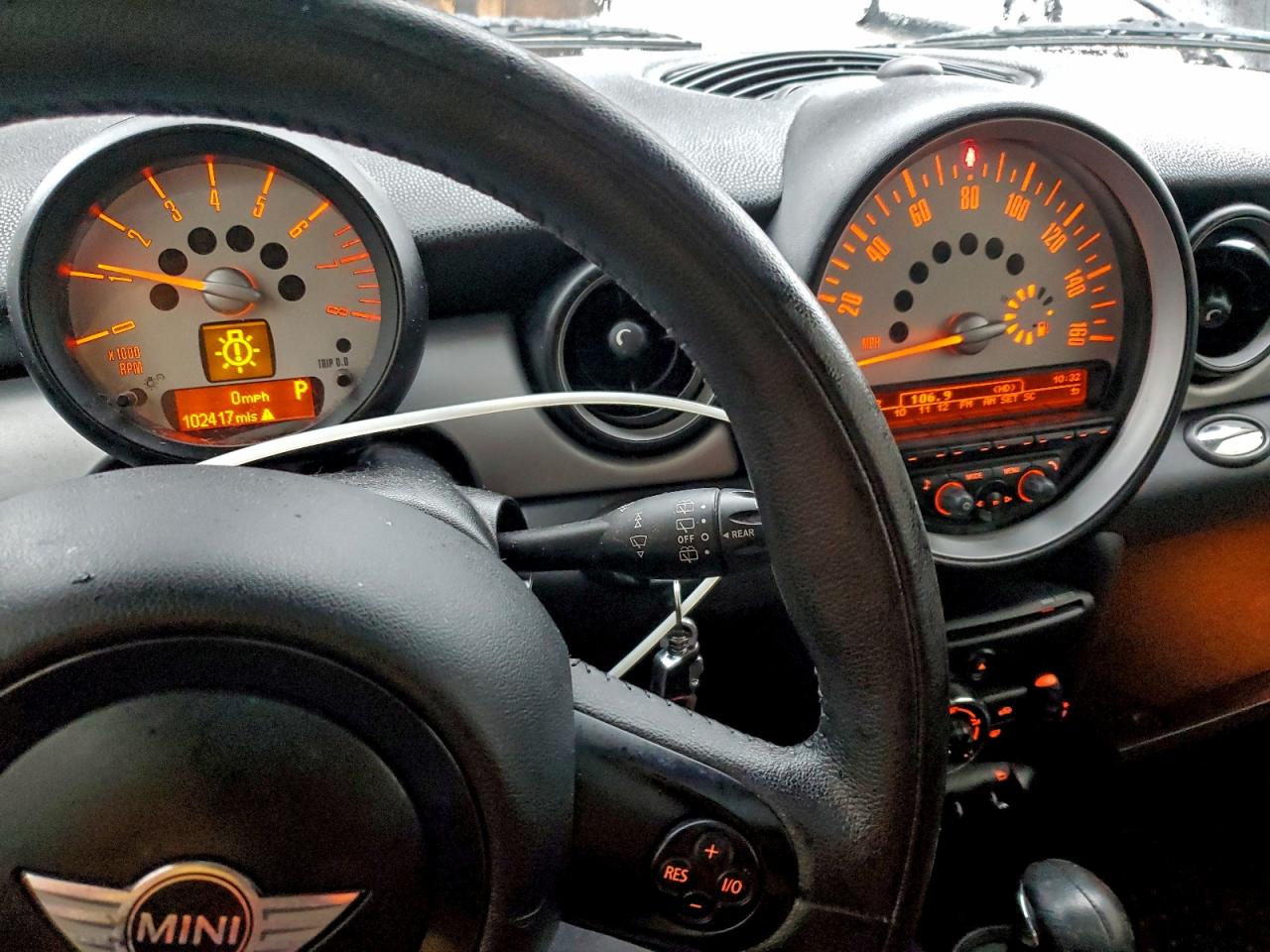 2012 MINI COOPER photo 9