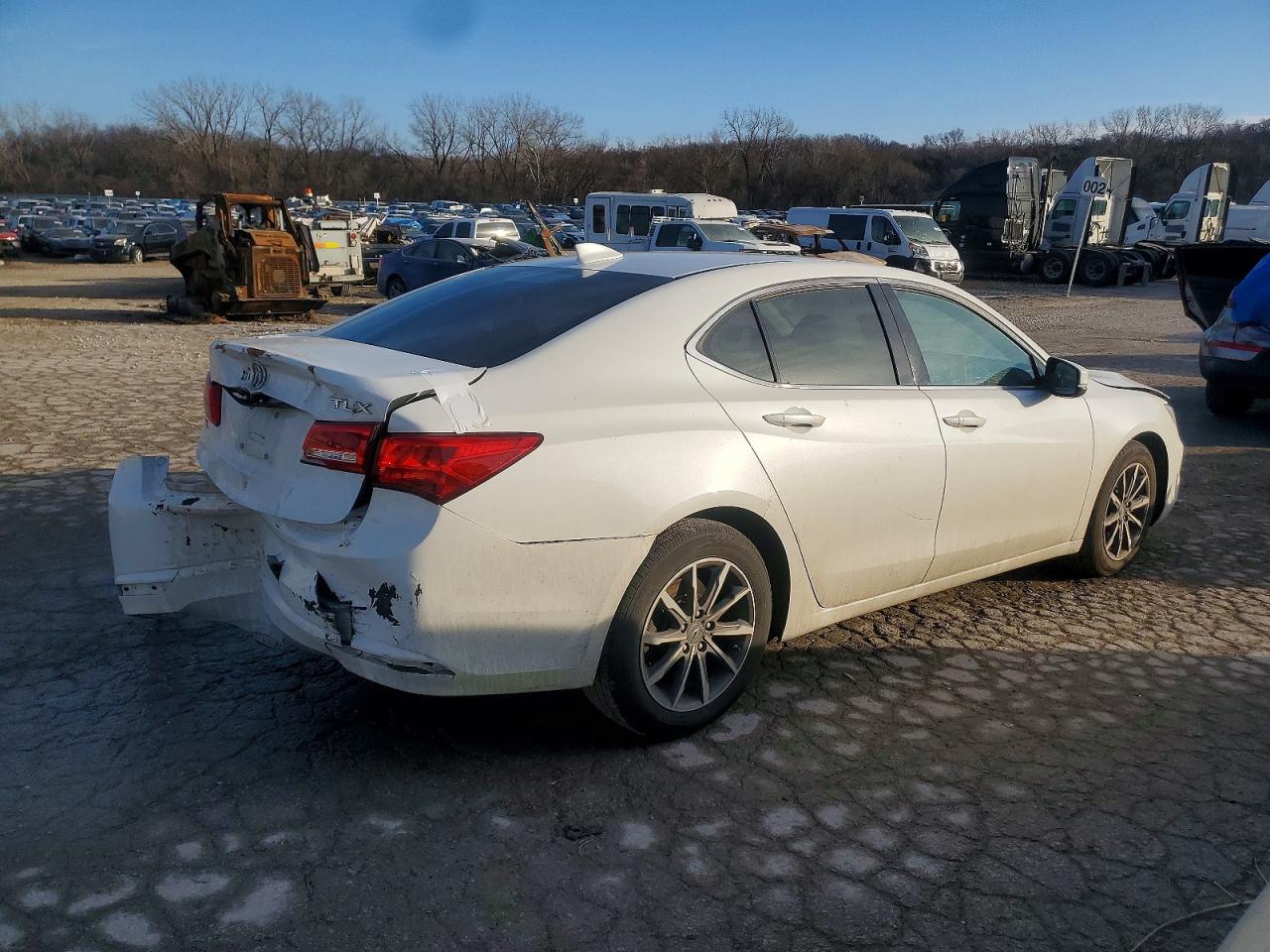 2018 ACURA TLX photo 3