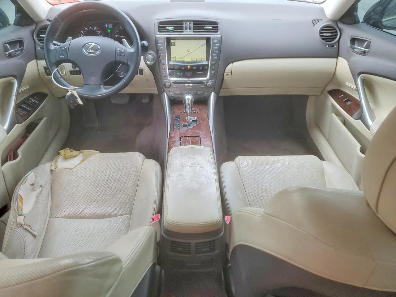 2010 LEXUS IS 250 photo 8