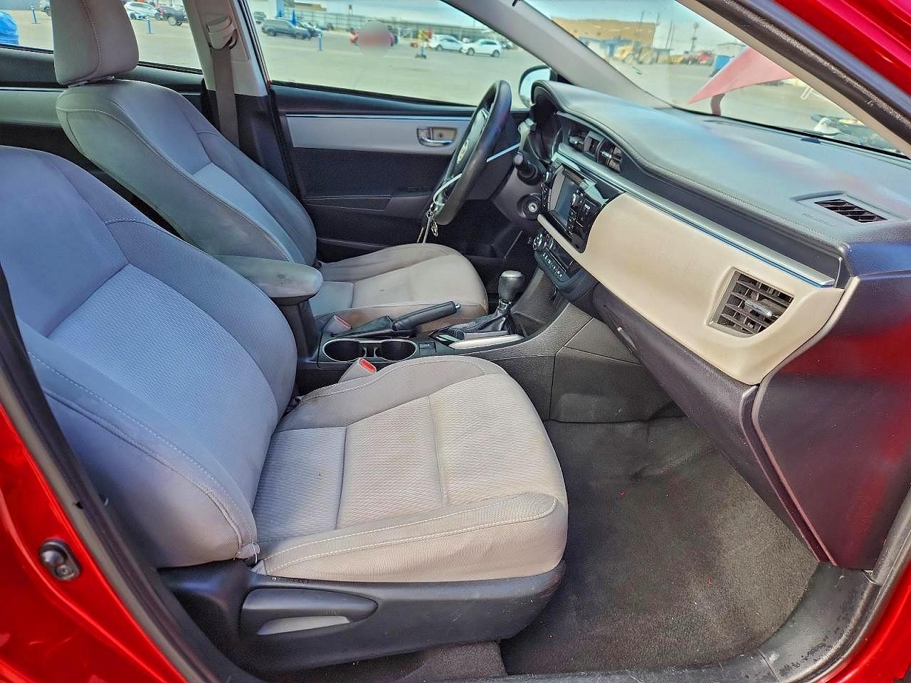 2015 TOYOTA COROLLA L photo 7