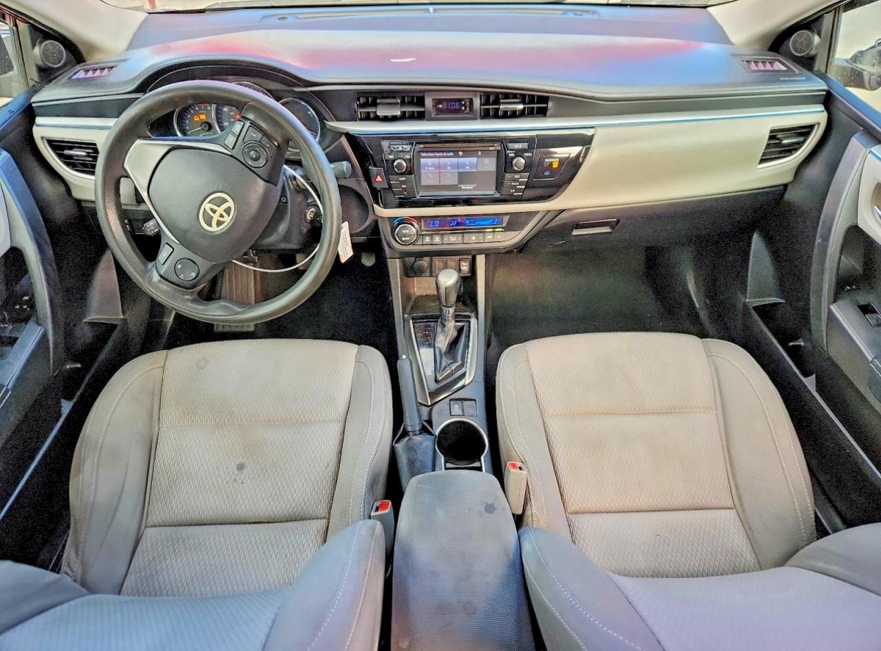 2015 TOYOTA COROLLA L photo 8