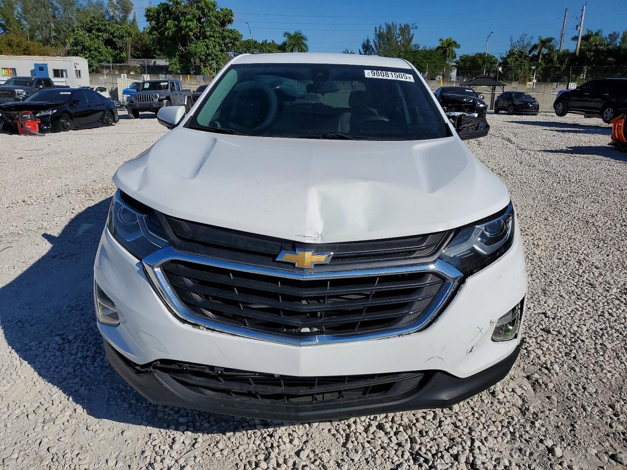 2020 CHEVROLET EQUINOX LT photo 5
