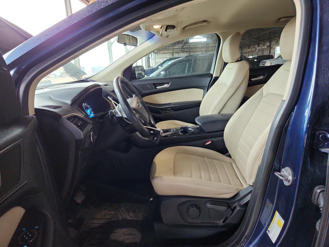 2017 FORD EDGE SE photo 7