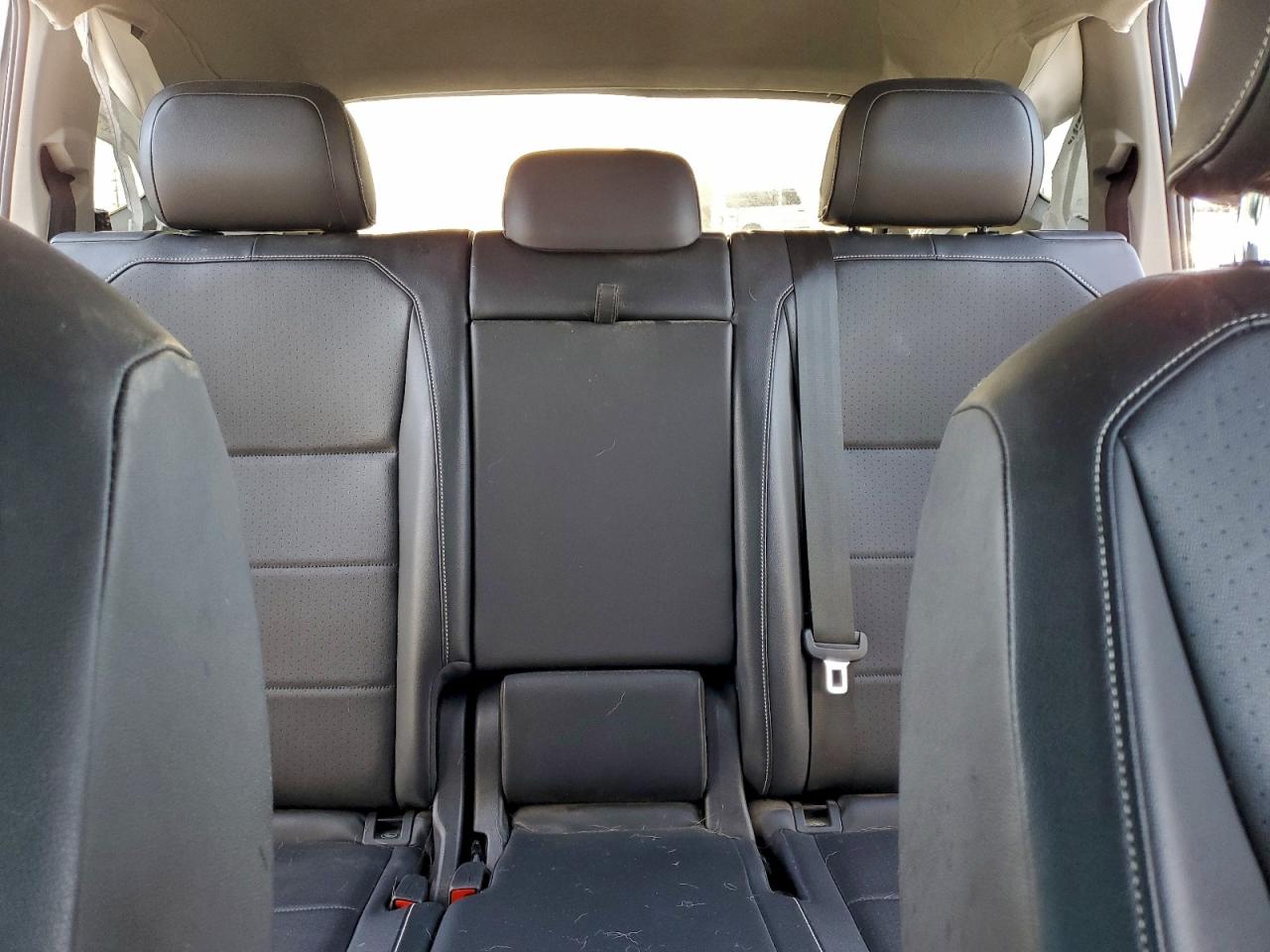 2021 VOLKSWAGEN TIGUAN SE photo 10
