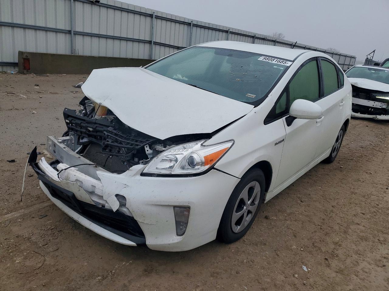 2013 TOYOTA PRIUS