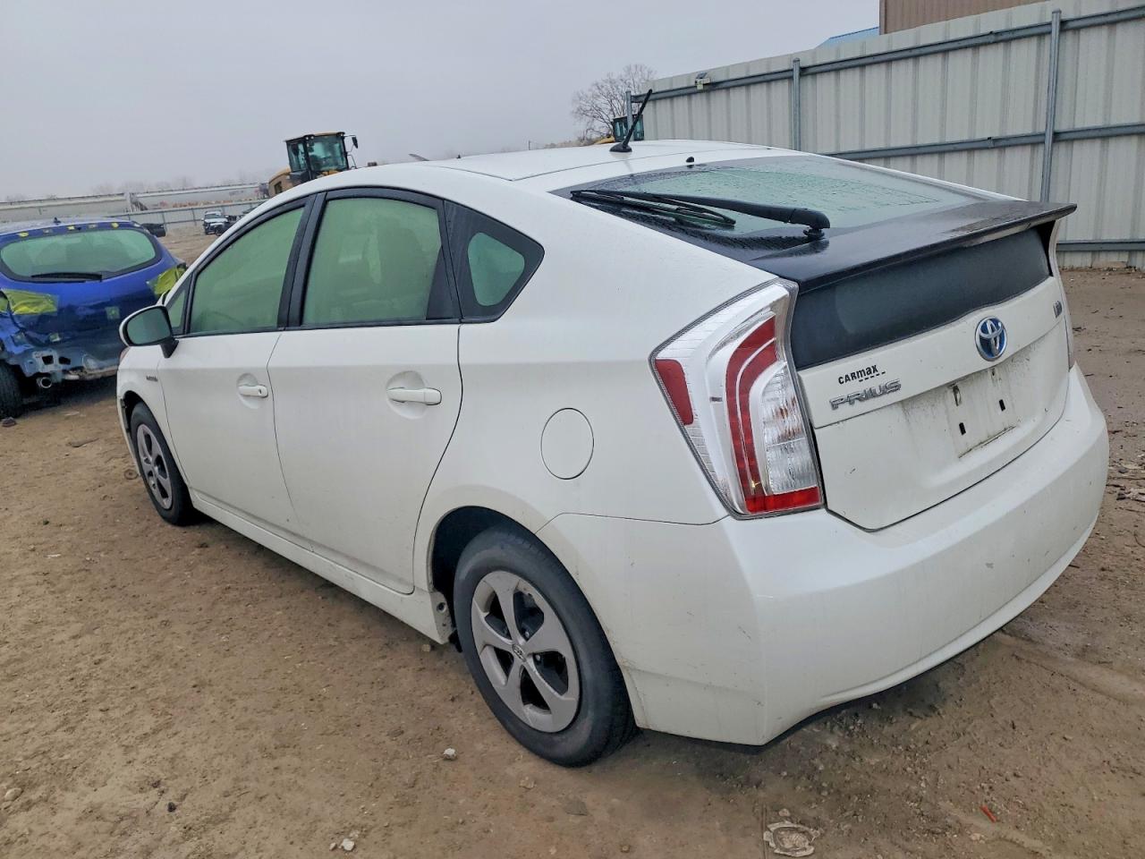 2013 TOYOTA PRIUS photo 2