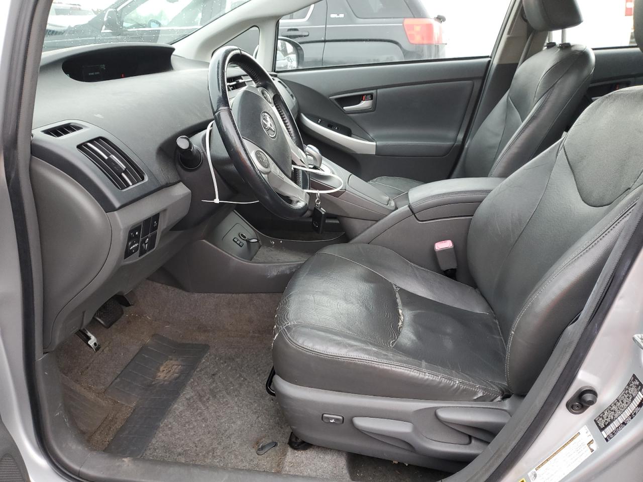 2010 TOYOTA PRIUS photo 7