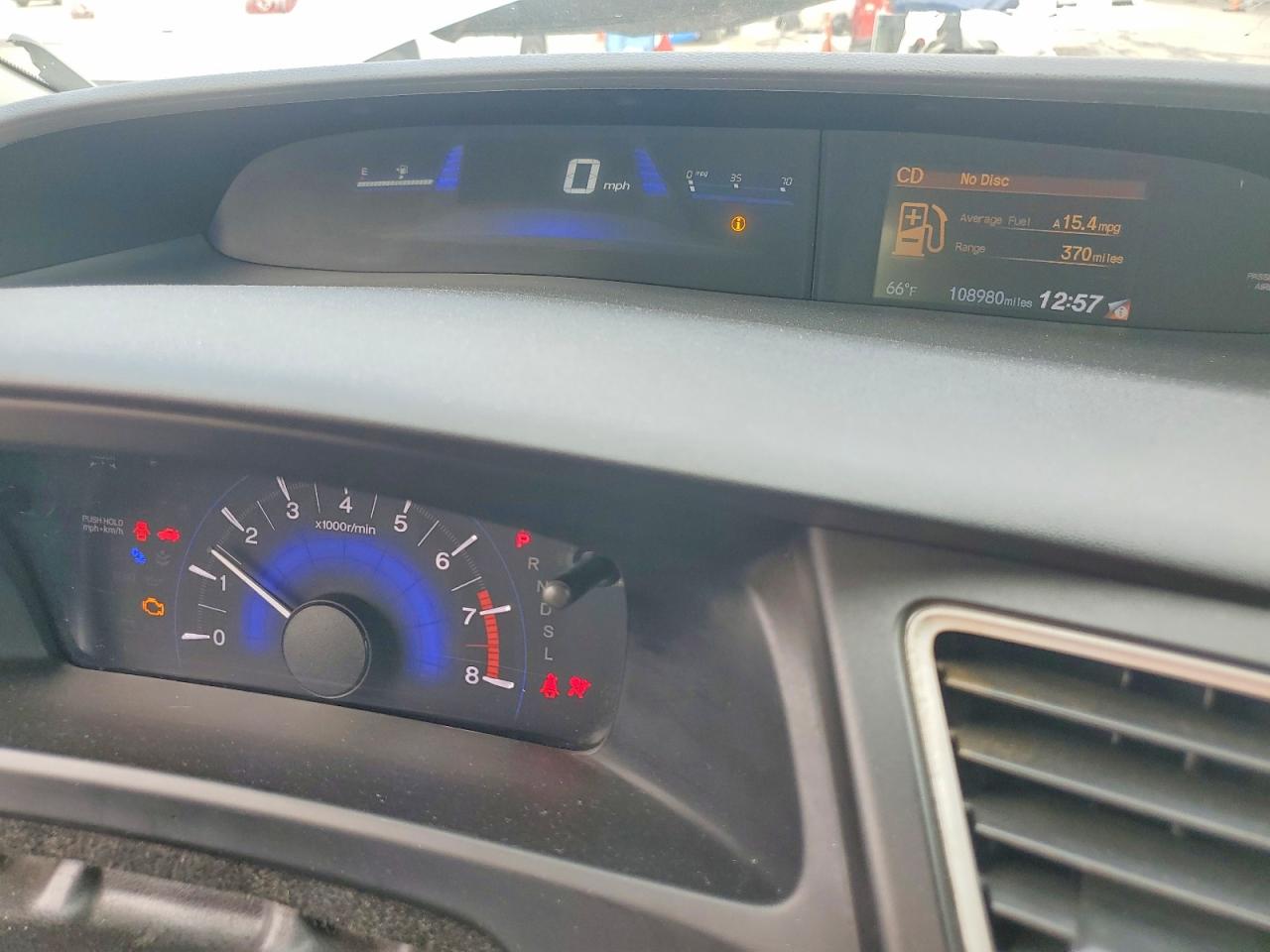 2015 HONDA CIVIC LX photo 9