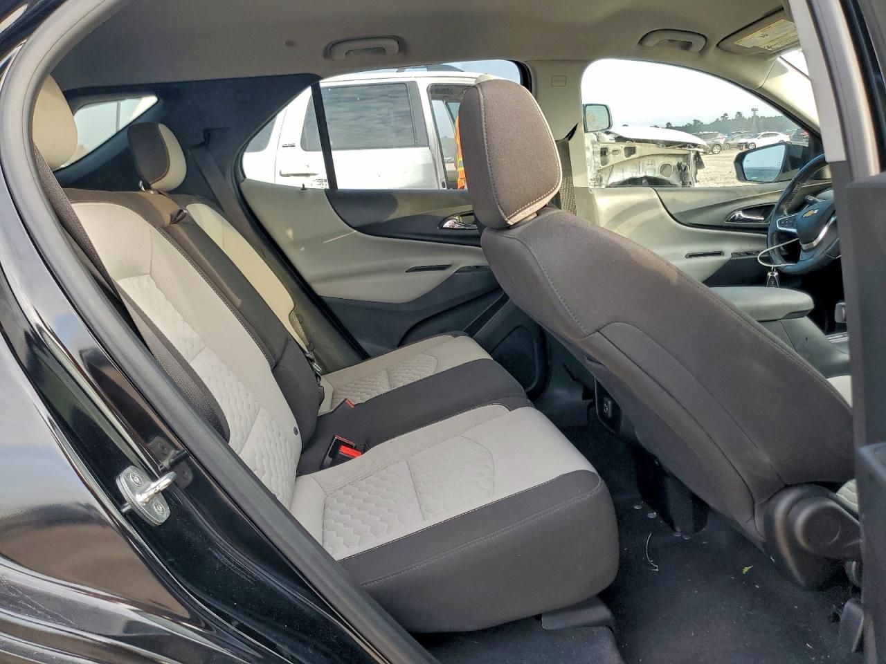 2019 CHEVROLET EQUINOX LT photo 11