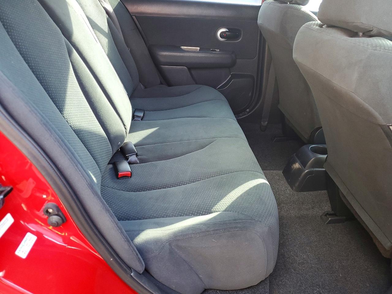 2012 NISSAN VERSA 1.8 S photo 21