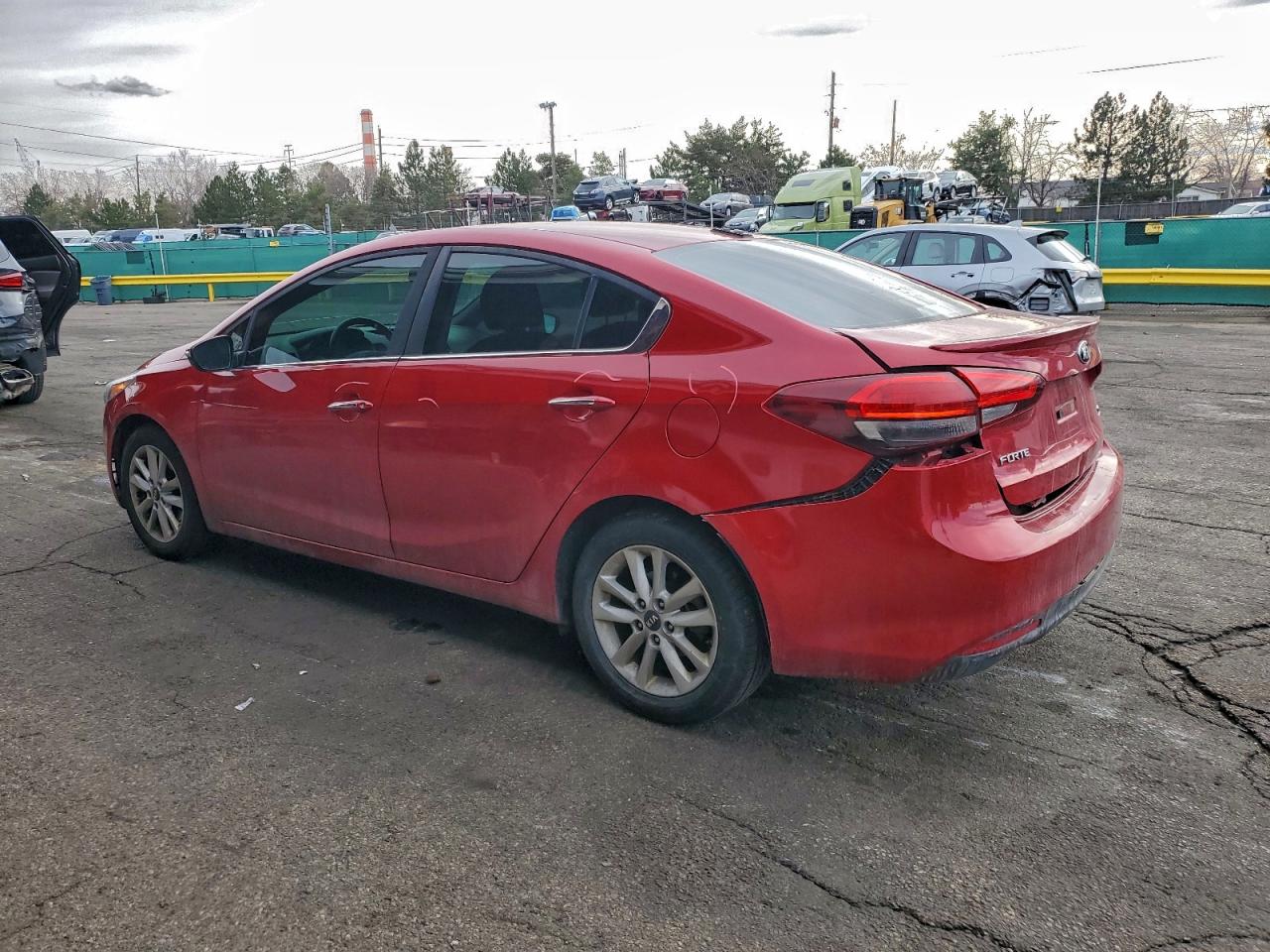 2017 KIA FORTE LX photo 2
