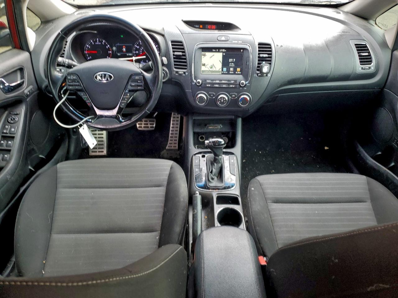 2017 KIA FORTE LX photo 8