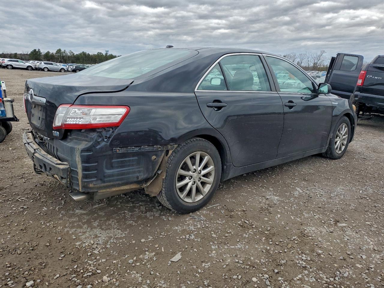 2011 TOYOTA CAMRY HYBRID photo 5