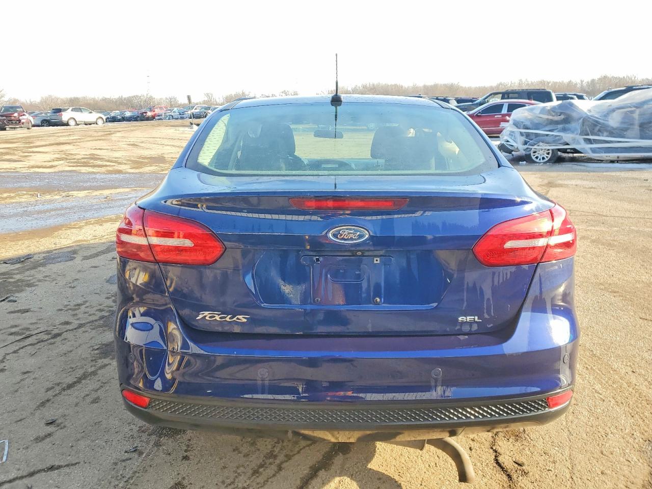2017 FORD FOCUS SEL photo 6