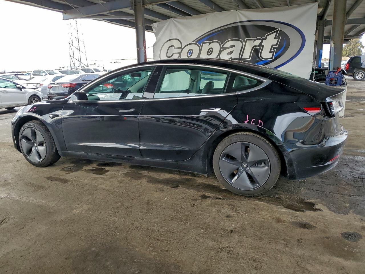 2018 TESLA MODEL 3 photo 2