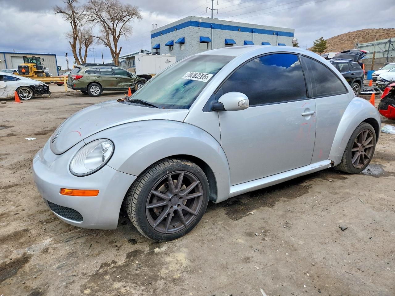 2006 VOLKSWAGEN NEW BEETLE