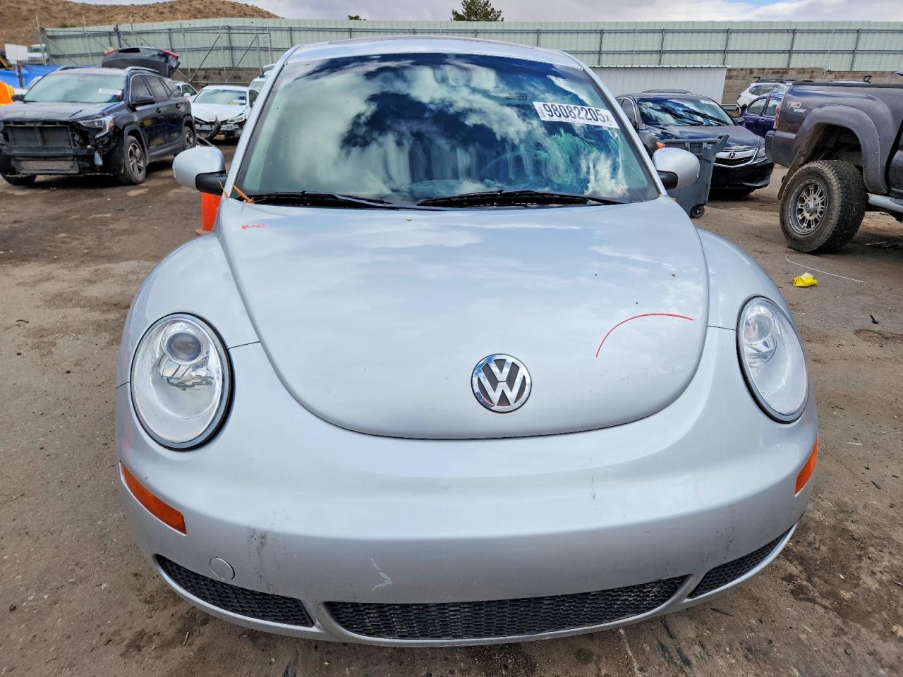 2006 VOLKSWAGEN NEW BEETLE 2.5L OPTION PACKAGE 1 photo 9