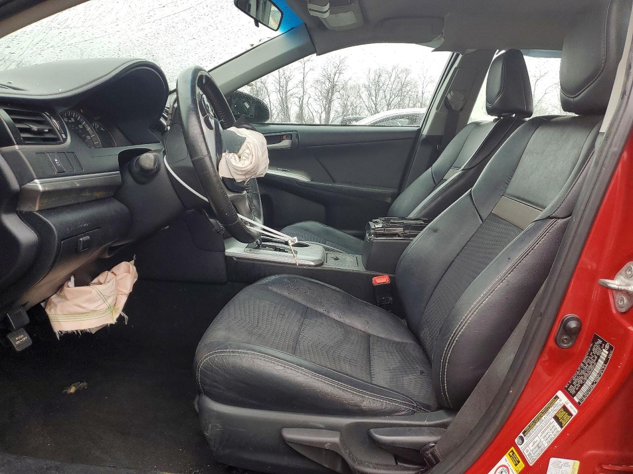 2013 TOYOTA CAMRY L photo 7