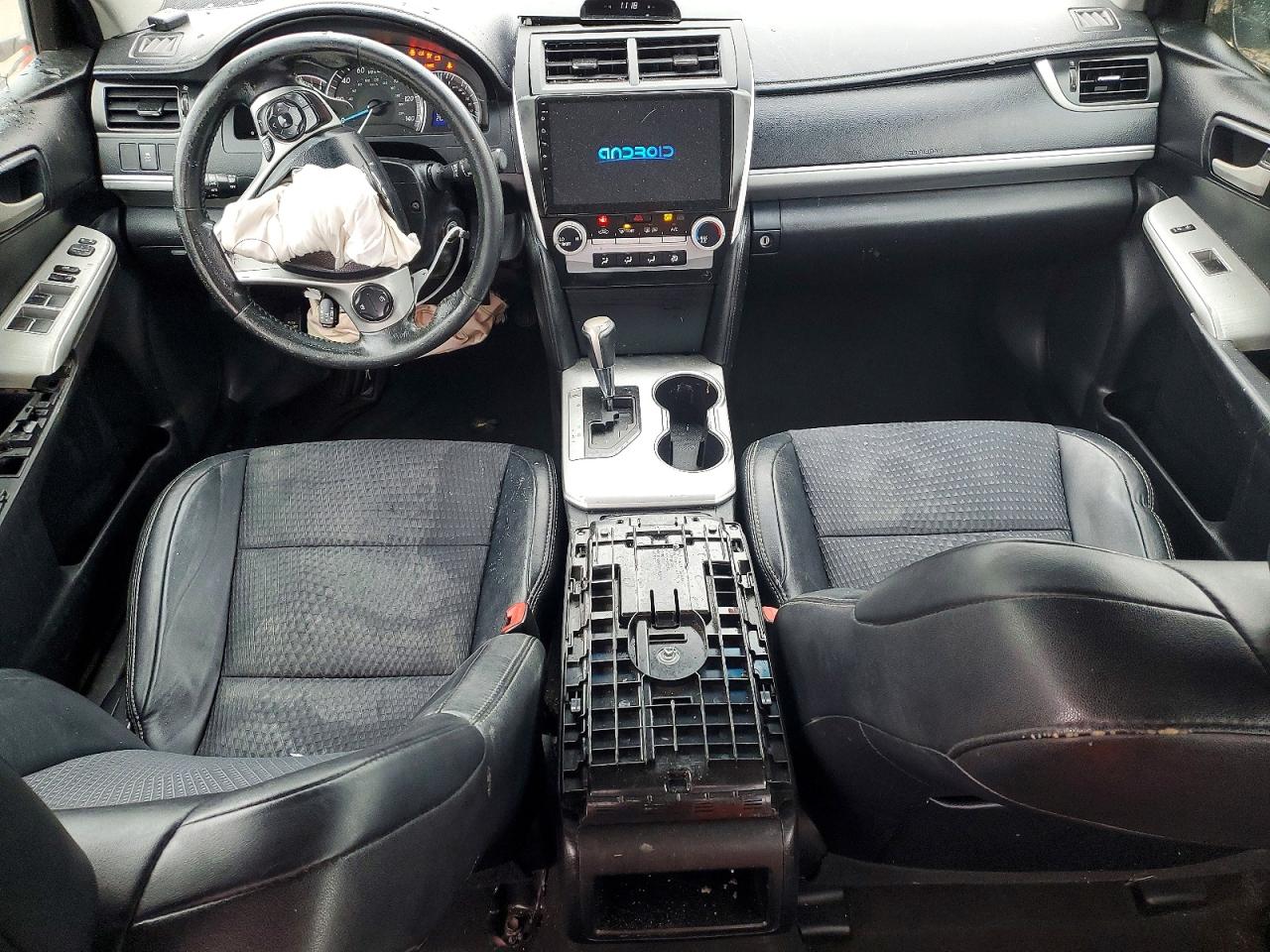 2013 TOYOTA CAMRY L photo 8